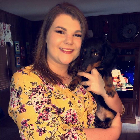 Meet your Posher, Savanna - Picture 1 of 1